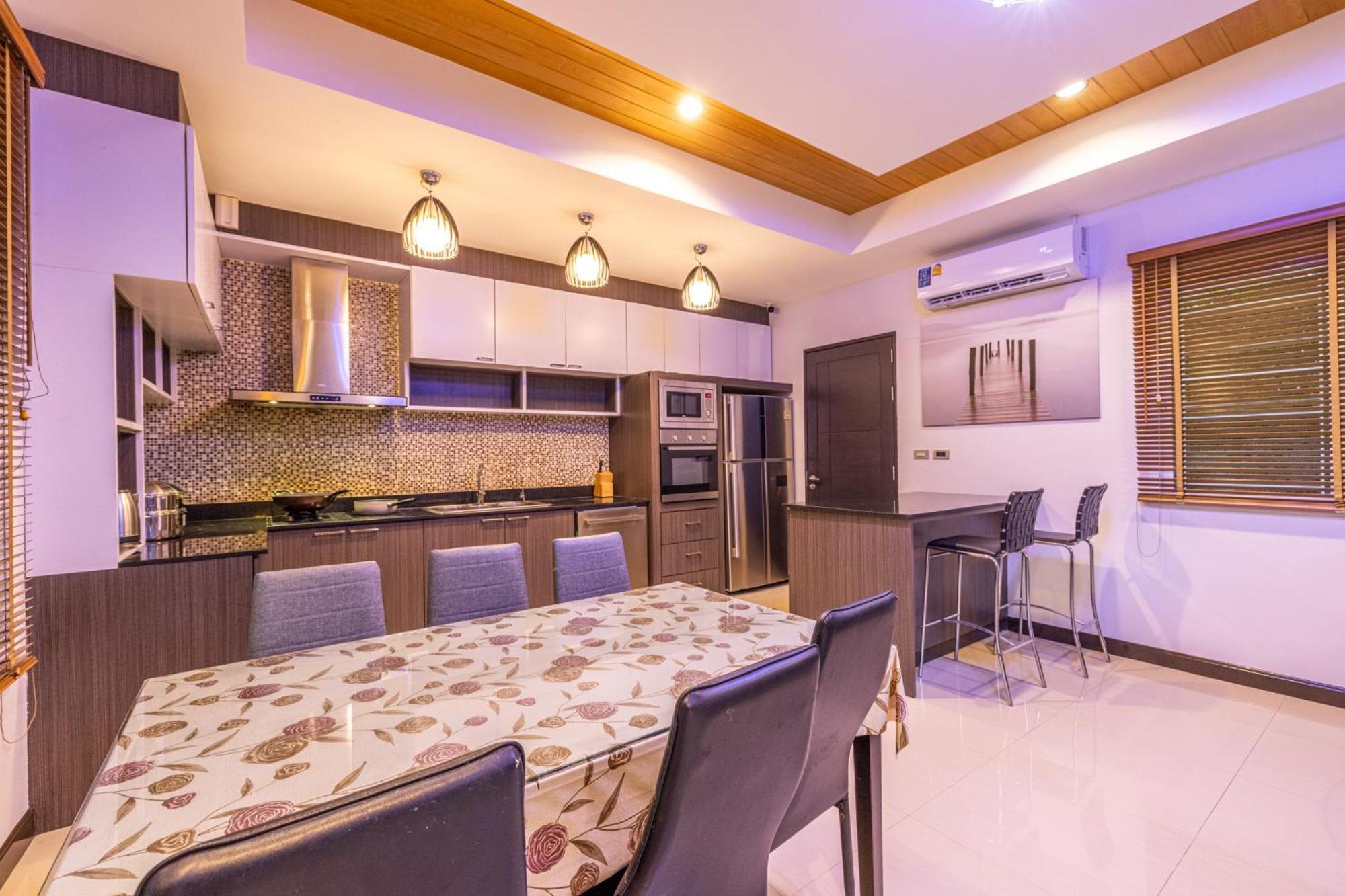 Phuket Kana International Hotel普吉岛卡娜国际酒店 Rawai Exterior foto